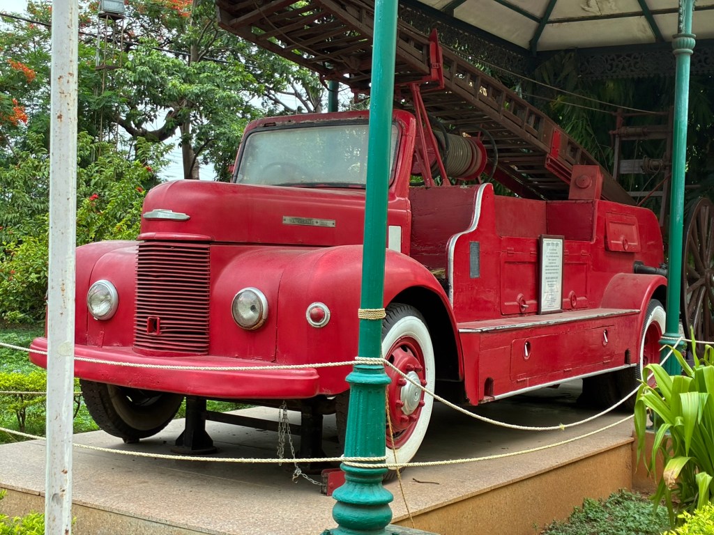 India's first Fire Exhaust engine at Salarjung Museum